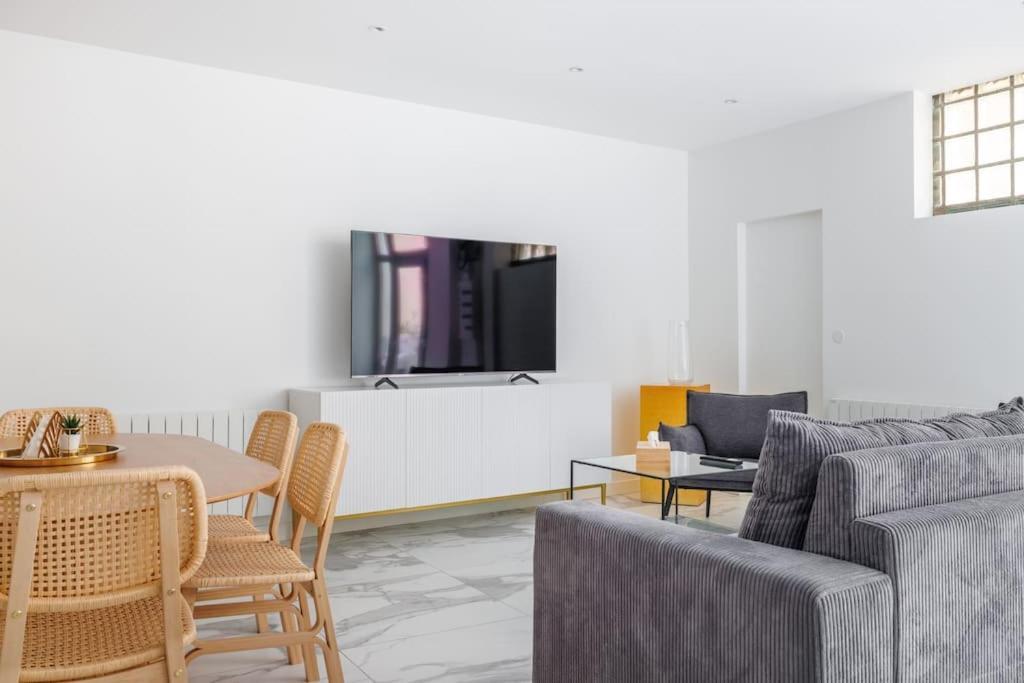 Apartamento Beautiful Flat For 6 People #6 Asnières Exterior foto