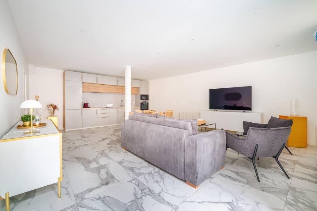 Apartamento Beautiful Flat For 6 People #6 Asnières Exterior foto